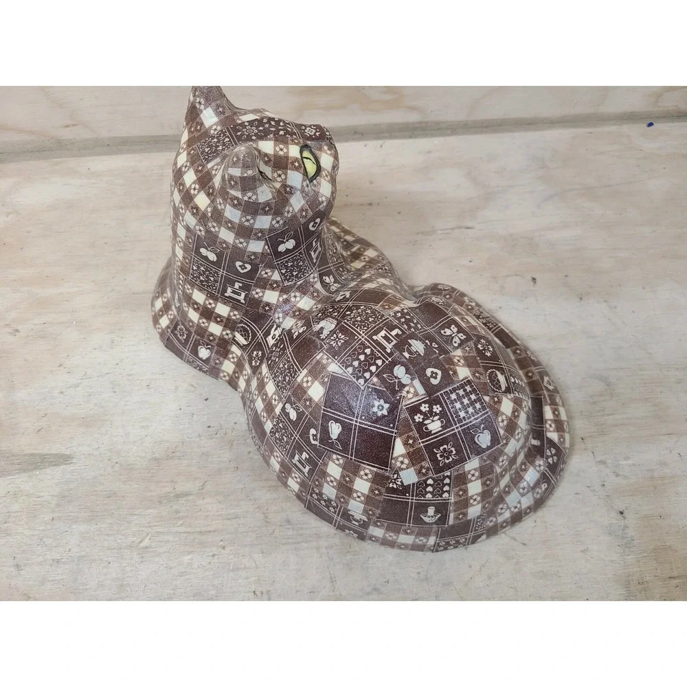 Vintage Country Quilted Decoupage Resin Resting Cat Doorstop